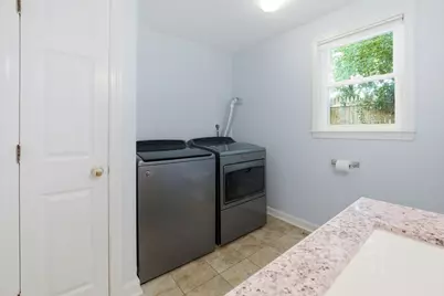 51 Mechanic St, Bellingham, MA 02019 - Photo 14