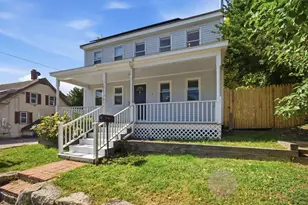 51 Mechanic St, Bellingham, MA 02019 - Photo 2