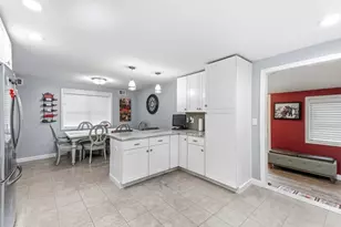 17 Bicknell Rd, Weymouth, MA 02191 - Photo 4