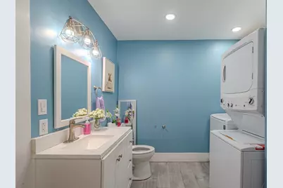 72 Mount Vernon St, Fitchburg, MA 01420 - Photo 10