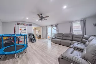 72 Mt Vernon St, Fitchburg, MA 01420 - Photo 6