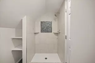 1088 Middleboro Ave, Taunton, MA 02718 - Photo 26