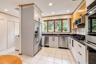 9 West Ridge Dr, Sharon, MA 02067 - Photo 12