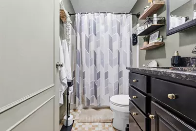 5455 N Main St #20E, Fall River, MA 02720 - Photo 10
