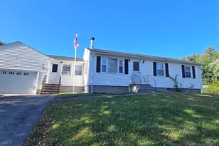 11 University Ln, Methuen, MA 01844 - Photo 2