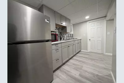 320-322 Wood Street #Room A, New Bedford, MA 02745 - Photo 6