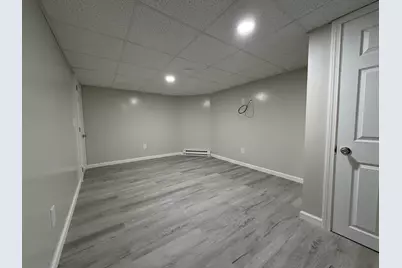 320-322 Wood Street #Room A, New Bedford, MA 02745 - Photo 2