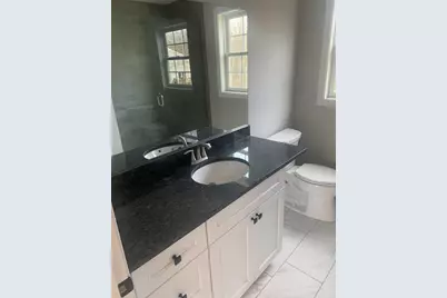 33 Ledgewood Cir, Attleboro, MA 02703 - Photo 18