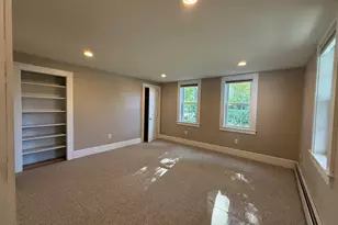 22 School St, Merrimac, MA 01860 - Photo 4