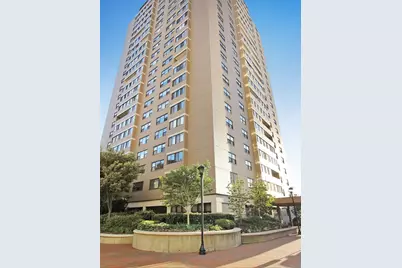 8 Whittier Pl #11K, Boston, MA 02114 - Photo 26