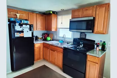 61-63 Wilson St, Springfield, MA 01104 - Photo 10