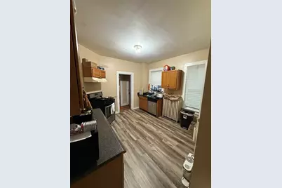10 Eldora St, Boston, MA 02120 - Photo 16