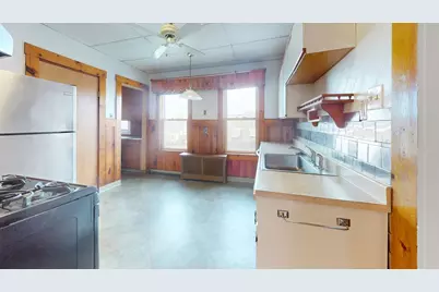 24 Mayberry St #3, Medford, MA 02155 - Photo 2