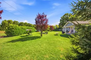 24 Doane Terrace, South Hadley, MA 01075 - Photo 8