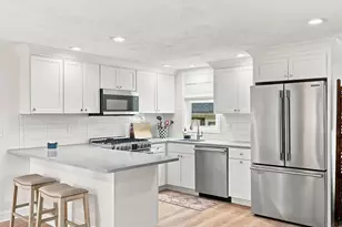 4 Farragut Rd, Ipswich, MA 01938 - Photo 10