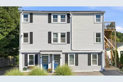 4 Farragut Rd #2, Ipswich, MA 01938 - Photo 1