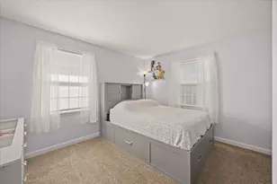 90 Smoke Rise Cir, Swansea, MA 02777 - Photo 20