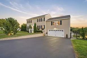 1 Tsitsinos Dr, Peabody, MA 01960 - Photo 4