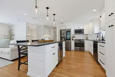 10 Howe Circle, Randolph, MA 02368 - Photo 8
