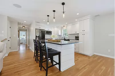 10 Howe Circle, Randolph, MA 02368 - Photo 4