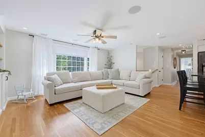 10 Howe Circle, Randolph, MA 02368 - Photo 14