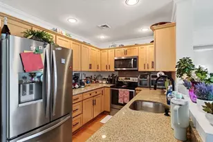 360 Revere Beach Blvd, Revere, MA 02151 - Photo 14
