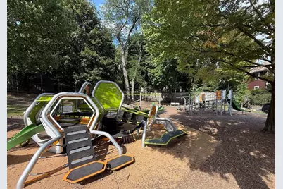 9 High Street Place #3, Brookline, MA 02445 - Photo 16