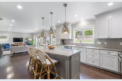 5 Lakeshore Ave, Beverly, MA 01915 - Photo 6