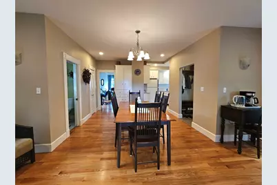 27 Dayton St, Lowell, MA 01852 - Photo 16