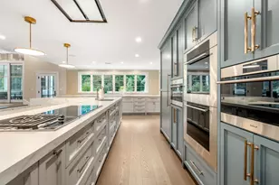 73 Chestnut St, Weston, MA 02493 - Photo 10
