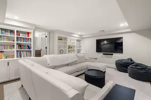 73 Chestnut St, Weston, MA 02493 - Photo 32