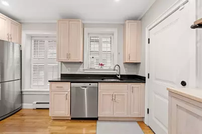 4 Cook St #1A, Boston, MA 02129 - Photo 4