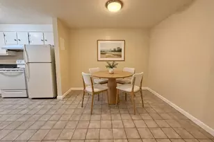 6 Williamsburg Ct, Shrewsbury, MA 01545 - Photo 6