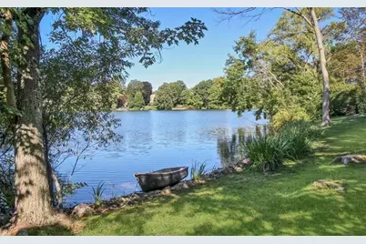 65 Norwood Avenue #A, Newton, MA 02459 - Photo 10