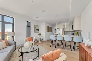 34 Oak St, Boston, MA 02136 - Photo 2