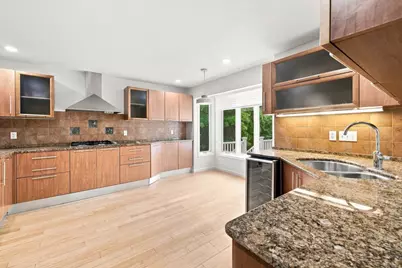 829 Chestnut, Newton, MA 02468 - Photo 10
