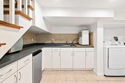 829 Chestnut, Newton, MA 02468 - Photo 32