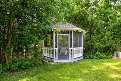 27 Brittany Ln, Dartmouth, MA 02747 - Photo 36