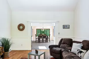 27 Brittany Ln, Dartmouth, MA 02747 - Photo 8