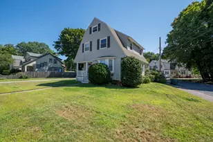 121 Oakland St, Mansfield, MA 02048 - Photo 1