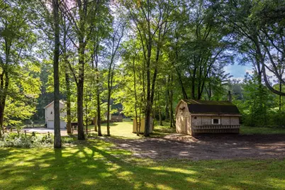 155 Long Hill Rd, West Brookfield, MA 01585 - Photo 16