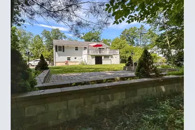 84 Lincoln St, West Bridgewater, MA 02379 - Photo 10