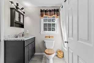 53 Myles Standish Dr, Carver, MA 02330 - Photo 18