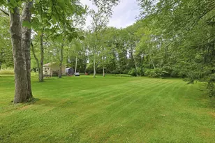 605 Wood St, Swansea, MA 02777 - Photo 42