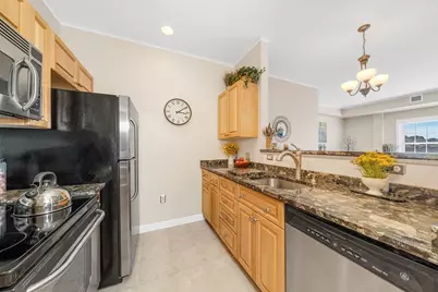 8 Walnut St #418, Peabody, MA 01960 - Photo 24