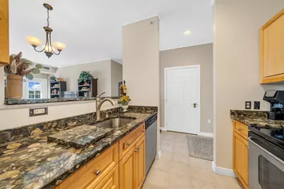 8 Walnut St #418, Peabody, MA 01960 - Photo 26