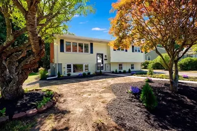 103 Columbus Ave, Stoughton, MA 02072 - Photo 2