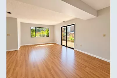 91 Rosewood Dr #91, Stoughton, MA 02072 - Photo 4