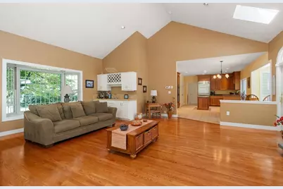 2 Sanger Cir, Dover, MA 02030 - Photo 8
