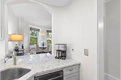 405 Commonwealth Ave #8, Boston, MA 02215 - Photo 24